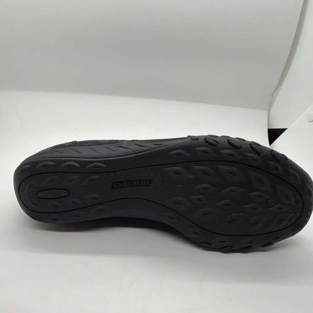 Skechers Breathe Easy Kindred Slip On Shoe Women Size 7 Relaxed Fit 100377 BLK